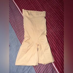 SKIMS Beige Strapless BodySuit